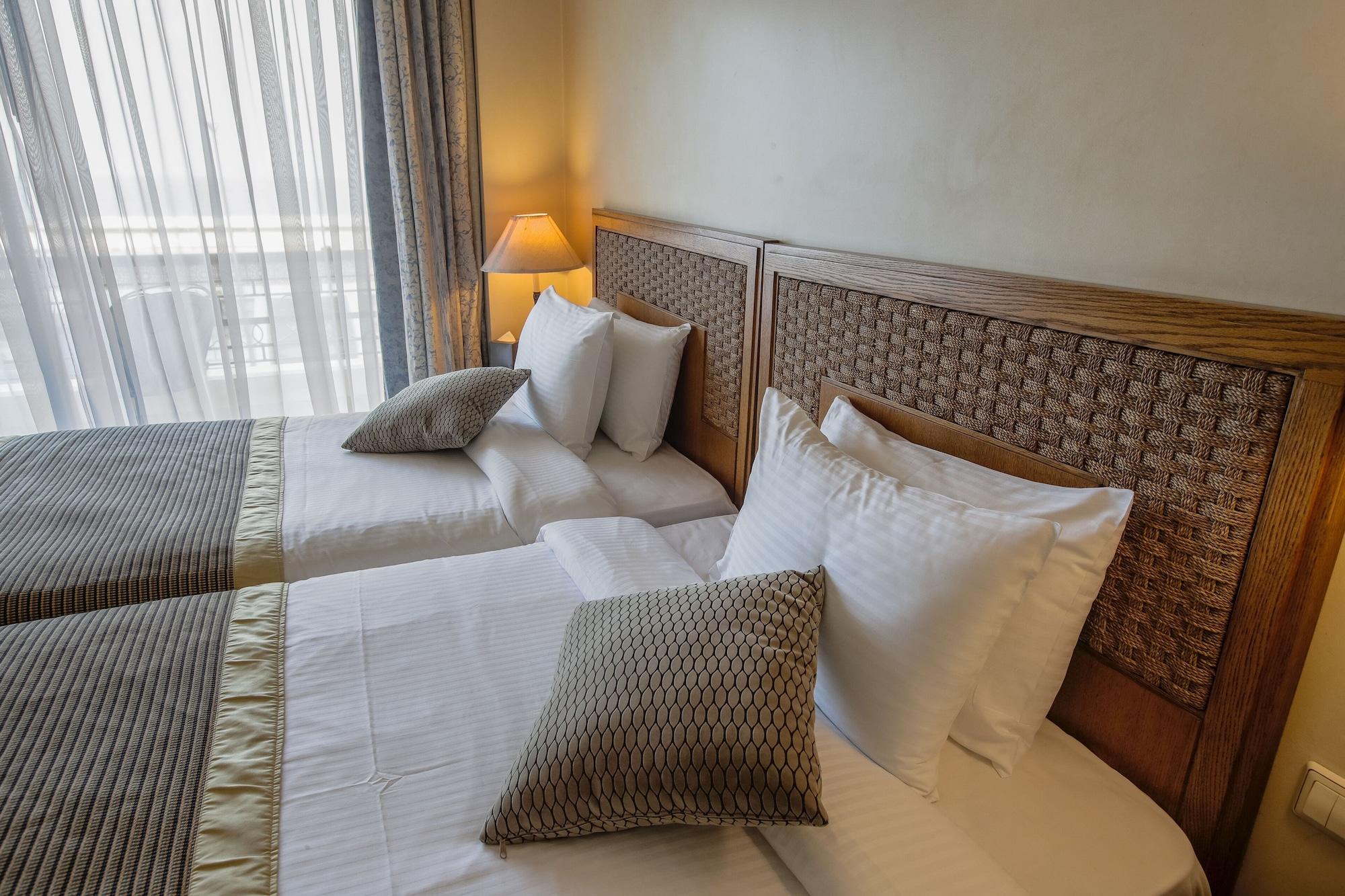 Warwick Palm Beach Hotel Βηρυτός Εξωτερικό φωτογραφία