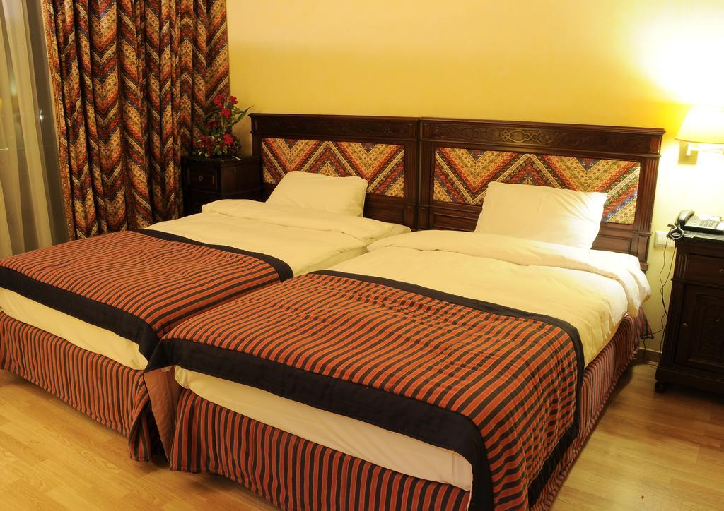 Warwick Palm Beach Hotel Βηρυτός Εξωτερικό φωτογραφία